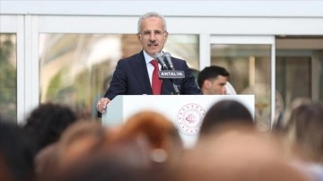 Ulaştırma ve Altyapı Bakanı Uraloğlu: Antalya'dan 45 dakikaya Alanya'ya gidilebilecek