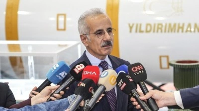 Ulaştırma ve Altyapı Bakanı Uraloğlu: SAHA EXPO T&uuml;rkiye'nin teknolojide geldiği seviyenin g&ouml;ste
