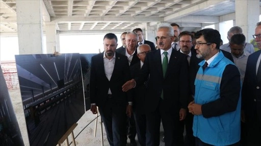 Ulaştırma ve Altyapı Bakanı Uraloğlu, Yozgat Havalimanı inşaatını inceledi