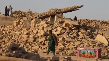 UNICEF: Afganistan'daki depremlerde ölenlerin yüzde 90'ından fazlası kadın ve çocuk