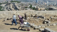 Urfa Kalesi&#039;nde geçmişin izleri aranıyor