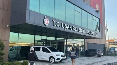 Uşak Belediyesine y&ouml;nelik r&uuml;şvet soruşturmasında 25 ş&uuml;pheli daha yakalandı