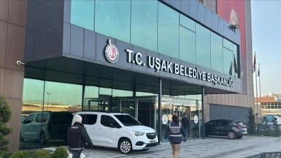 Uşak, Kocaeli ve Ankara'da d&uuml;zenlenen r&uuml;şvet operasyonunda 13 ş&uuml;pheli g&ouml;zaltına alındı