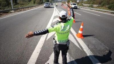 &Uuml;sk&uuml;dar'da bazı yollar trafiğe kapatılacak