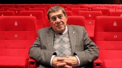 Usta oyuncu Zihni G&ouml;ktay vefat etti