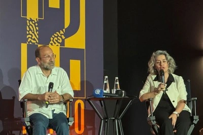 Usta y&ouml;netmen Asghar Farhadi, "TRT 12 Punto" kapsamında gen&ccedil; sinemacılarla bir araya geldi