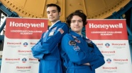 Uzay Kampı için iki Türk öğrenci ABD’ye gitti!