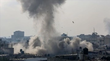 Uzmanlar, Gazze'ye saldırılarını yeniden başlatan İsrail'e uluslararası baskının artacağı