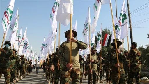 Uzmanlara g&ouml;re, Irak'ta Şii grupların silahsızlanma s&uuml;reci siyasi ve ekonomik etkene dayanıyor