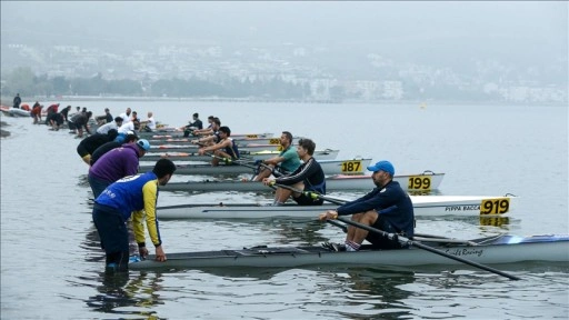 Uzun Mesafe Deniz Küreği Türkiye Şampiyonası, Bursa'da başladı