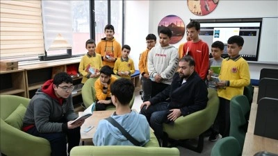 Van'da 10 yıl &ouml;nce başlayan kitap okuma hareketi 26 ile yayıldı