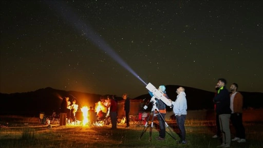 Van'da astronomi meraklıları meteor yağmurunu izlemek için Alandeşt Yaylası'nda buluştu