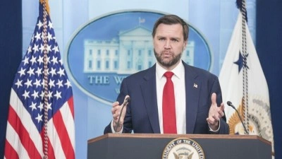 Vance, İsrail'in Amerikan siyaseti &uuml;zerinde "anlaşma ve &ccedil;ıkar" ayrımına dikkati &ccedil;ekti