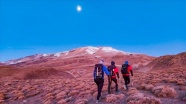 Vanlı dağcılar Süphan ve Nemrut dağlarında zirve yaptı