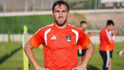 Vansporlu Ozan Can K&ouml;k&ccedil;&uuml;'den Beşiktaş'ın kaptanı kardeşi Orkun'a destek