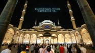 Vatandaşlar Kadir Gecesi&#039;nde Büyük Çamlıca Camisi&#039;ne akın etti