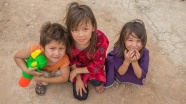 Vatanlarından habersiz büyüyen Özbek çocuklar