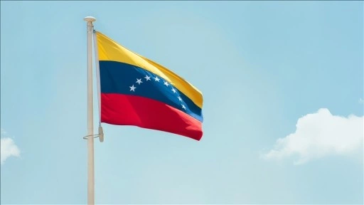 Venezuela, ABD'nin talebi üzerine göçmenler için geri dönüş uçuşlarını yeniden başlatacak