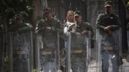 Venezuela'da 65 asker gözaltına alındı