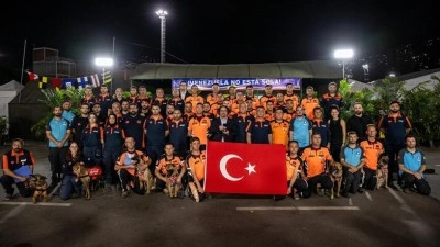 Venezuela Ge&ccedil;ici Devlet Başkanı Rodriguez, T&uuml;rk arama kurtarma ekiplerine kahramanlık nişanı verdi