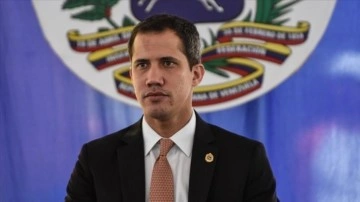Venezuela'da muhalefet "geçici hükümeti" feshetti