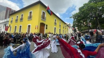 Venezuela'da prestijli bir caddeye "Türkiye Cumhuriyeti Caddesi" ismi verildi