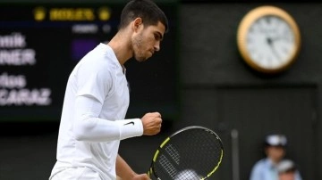 Wimbledon'da Alcaraz ve Rybakina, 2. tura çıktı