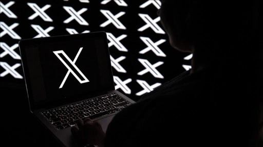X, Hindistan hükümetinin talebiyle 2 bin 355 hesabı sansürlemek zorunda kaldığını açıkladı