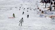 Yabancı kayakseverler Kovid-19&#039;a rağmen Erciyes&#039;i tercih etti