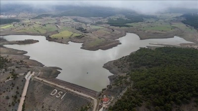 Yağışlar ve DSİ yatırımları kuraklığın vurduğu Uşak'taki K&uuml;&ccedil;&uuml;kler Barajı'nı canlandırdı