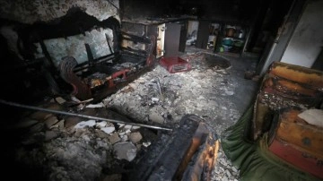 Yahudi yerleşimciler, Batı Şeria'da bedevi topluluklarına ait 4 evi yaktı