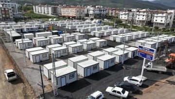 Yakutiye Belediyesinin konteyner evleri Hatay'da depremzedelere teslim edilmeye başlandı