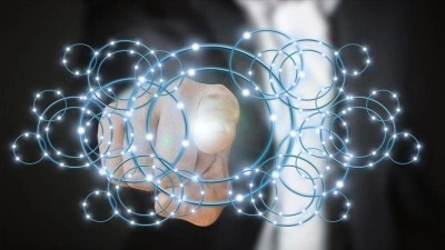 Yapay zeka iş g&uuml;c&uuml;n&uuml; d&ouml;n&uuml;şt&uuml;r&uuml;yor, hibrit roller &ouml;ne &ccedil;ıkıyor