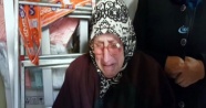 Yaşlı kadın izdihamda maaşını çaldırdı gözyaşlarını tutamadı
