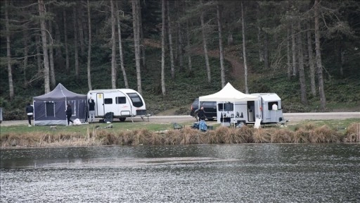 Yaz sezonu ve bayram tatili öncesi çadır ve karavan kamplarına ilgi artıyor