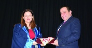 YDÜ Atatürk Eğitim Fakültesi Mezuniyet Töreni Denktaş'ın katılımıyla gerçekleştirildi