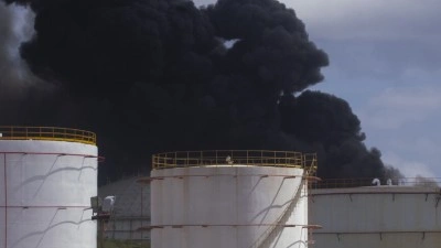 Yemen'deki Husiler: Saudi Aramco'nun Cizan'daki rafinerisini İHA'larla hedef ald