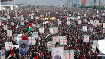 Yemen'de, İsrail saldırıları altındaki Gazze'ye destek gösterileri yapıldı
