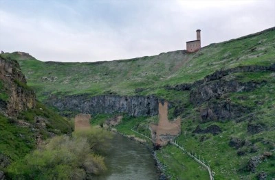 Yeniden ayağa kaldırılacak Ani K&ouml;pr&uuml;s&uuml; y&uuml;zyılların mirasını taşıyor