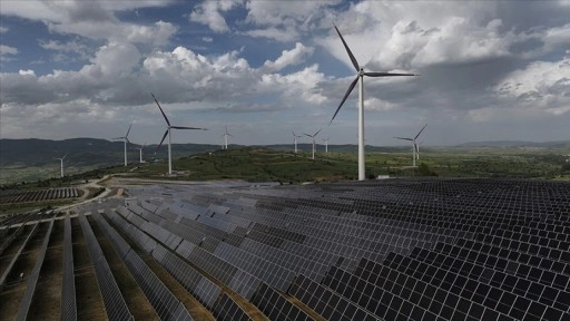 Yenilenebilir enerji kaynakları, küresel elektrik üretiminde ilk kez kömürü geride bıraktı