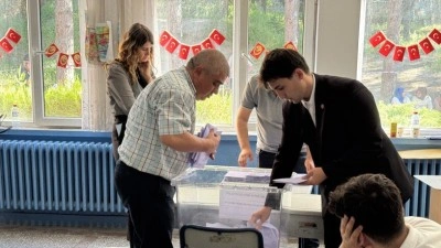 Yerel y&ouml;netimler i&ccedil;in 6 beldede yapılan se&ccedil;imde kesin olmayan sonu&ccedil;lar a&ccedil;ıklandı