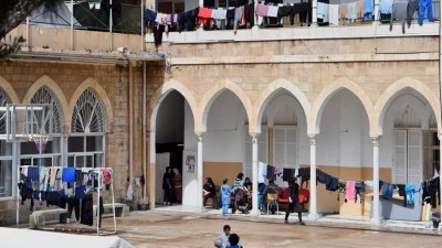 Yerinden edilen L&uuml;bnanlıların İsrail'le m&uuml;zakerelerden beklentisi "ateşkes ve evlerine ger
