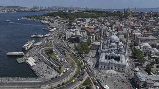 Yerli turistler yılın ilk çeyreğinde 76,4 milyar lira seyahat harcaması yaptı