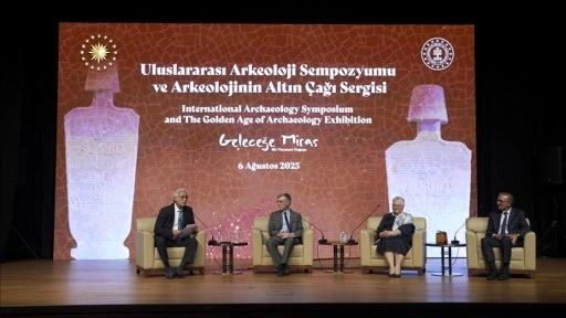 Yerli ve yabancı arkeologlar "Uluslararası Arkeoloji Sempozyumu"nda bir araya geldi
