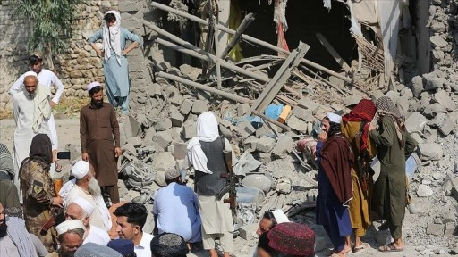 Yıkıcı depremin vurduğu Afganistan'dan kış öncesi daha fazla yardım çağrısı