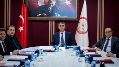 YSK, yeni Başkanı Serdar Mutta ve &uuml;yeleriyle ilk toplantısını yaptı