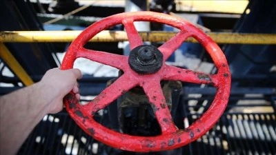 Y&uuml;ksek enerji fiyatları AB'nin rekabet g&uuml;c&uuml;n&uuml; zorluyor