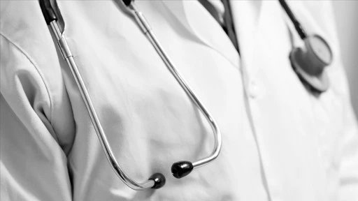 Yunanistan'da 2010'dan bu yana yaklaşık 20 bin doktor yurt dışına göç etti