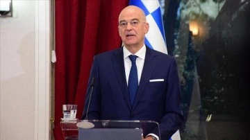 Yunanistan Savunma Bakanı Dendias, Türkiye'nin tersanecilikte çok ilerlediğini ifade etti