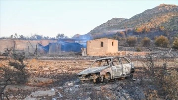 Yunanistan'da yangınlar 4'üncü gününde devam ediyor